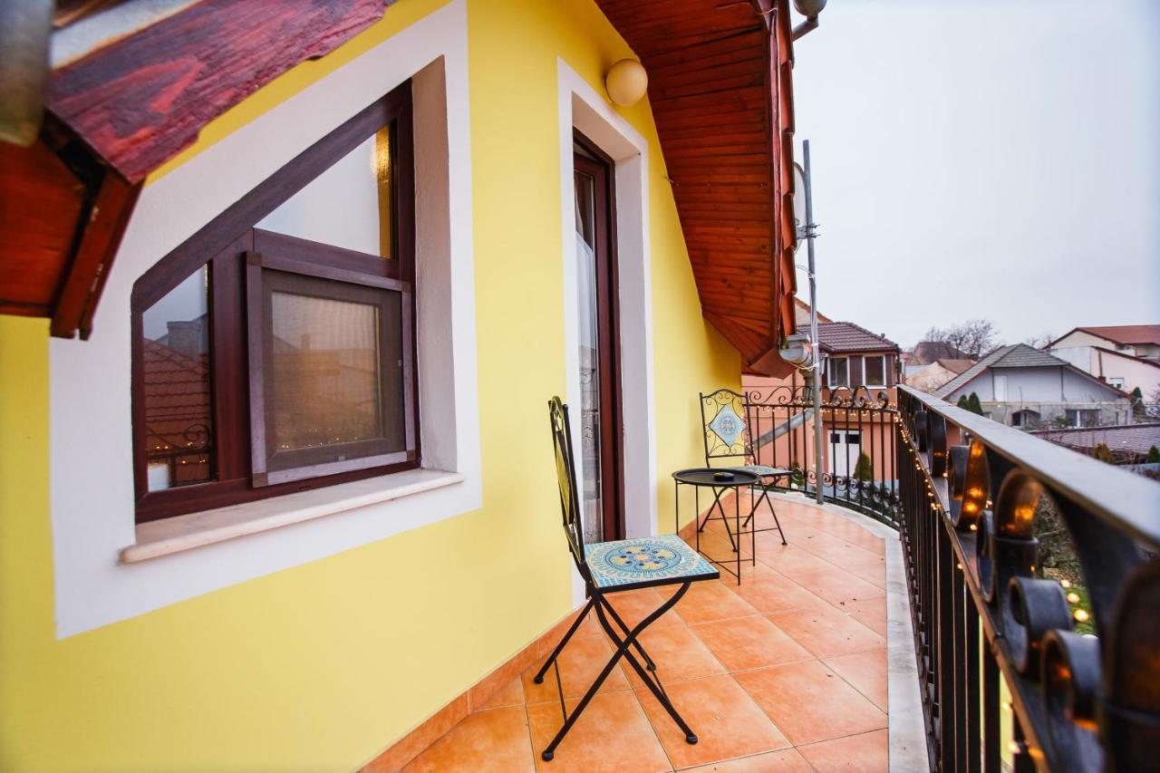 Casa 3 Guesthouse Oradea Exterior foto